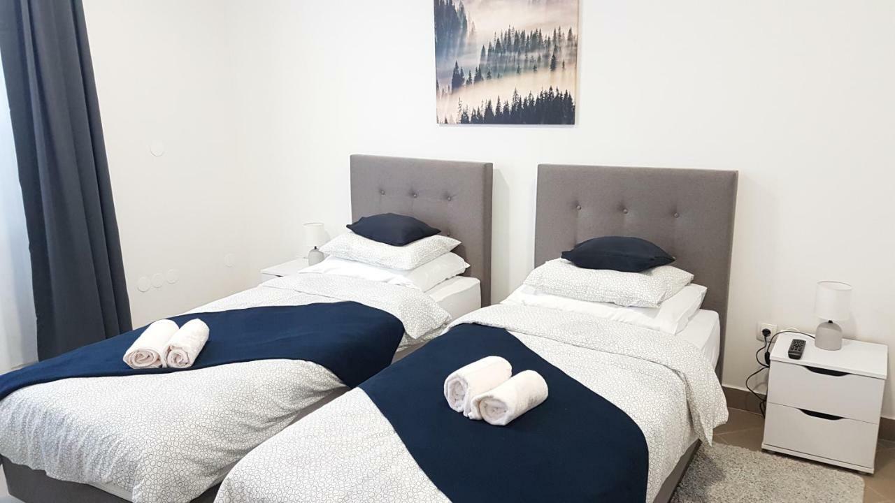 Marko Airport Rooms 벨리카 고리차 외부 사진