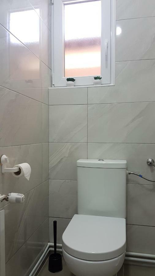 Marko Airport Rooms 벨리카 고리차 외부 사진