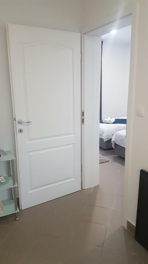 Marko Airport Rooms 벨리카 고리차 외부 사진